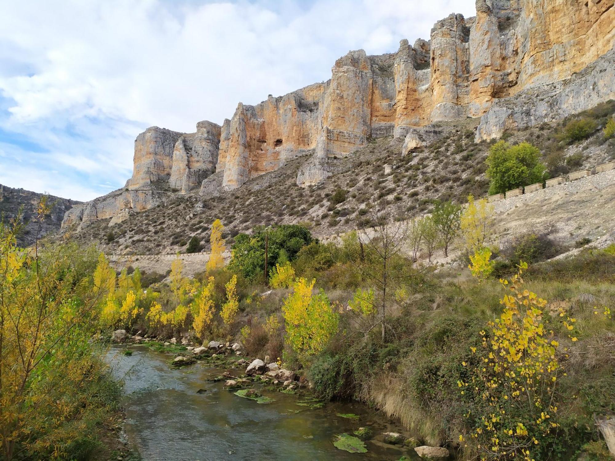 Casa Entre Hoces10-12Paxjardin Y Barbacoa Βίλα Fuentemizarra Εξωτερικό φωτογραφία
